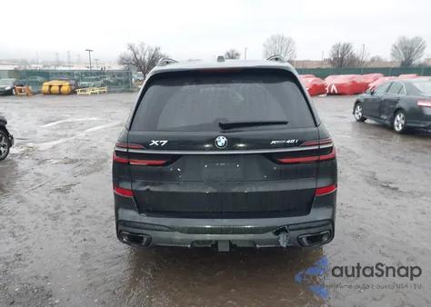 2025 BMW X7 xDrive40I from USA, damaged, VIN 5UX23EM07S9X63640